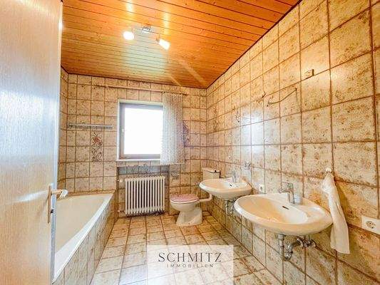 Badezimmer (Wohnung Nr.2 Obergeschoss) 