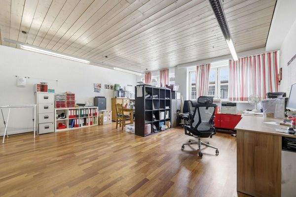 Das Büro im Erdgeschoss