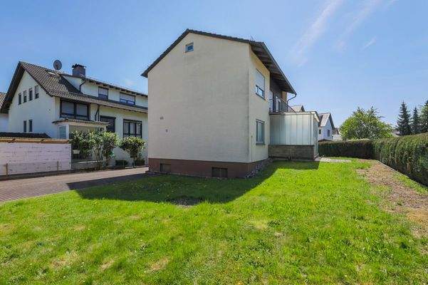 Rückansicht und Garten