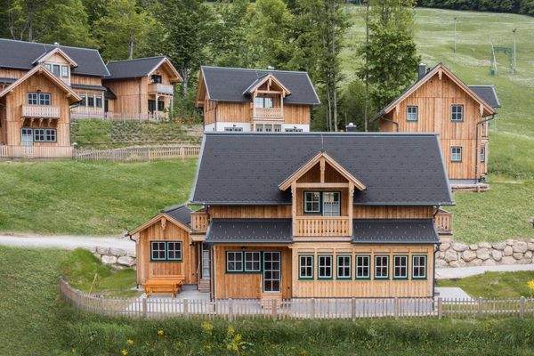 Chalet mit Garten und Terassen