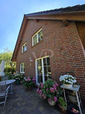 Ansicht Nord-Osten mit Zugang Terrasse