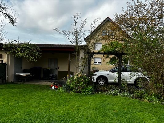 Garage und Carport