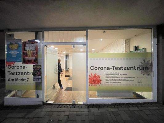 10403 0 Ladenlokal EG Front