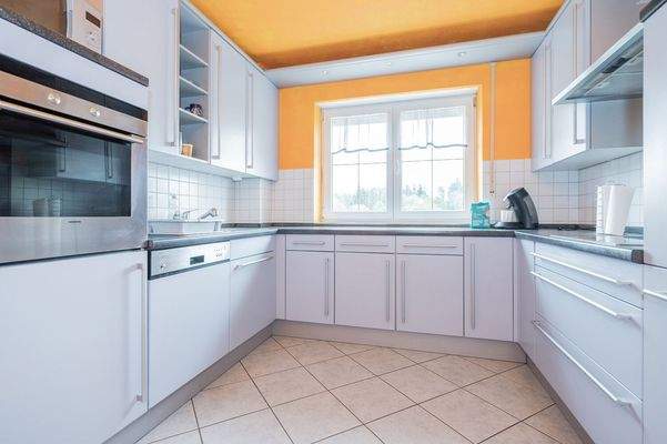 Einbauküche im 1.OG