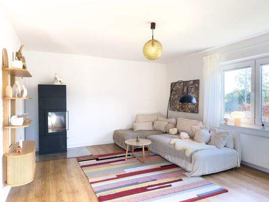 Wohnzimmer mit Kaminofen