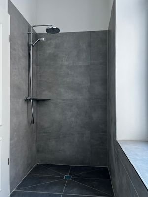 Bad-Dusche.jpg