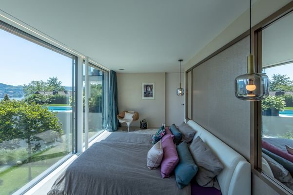 Schlafzimmer EG mit Garten,- See, und Pollblick.jp