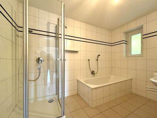 Badezimmer Erdgeschoss