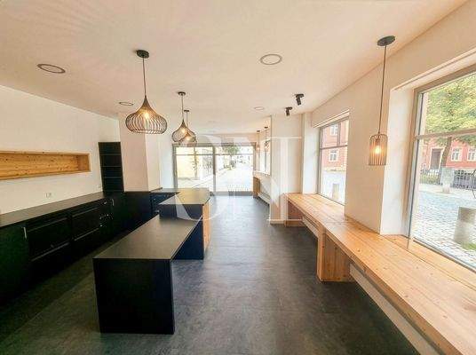 Fo _ Wiesenstr. 2 _ Laden 2