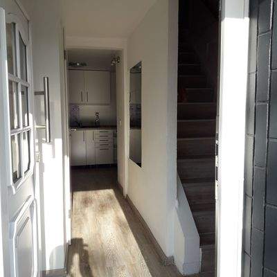 Blick vom Eingang in den Flur