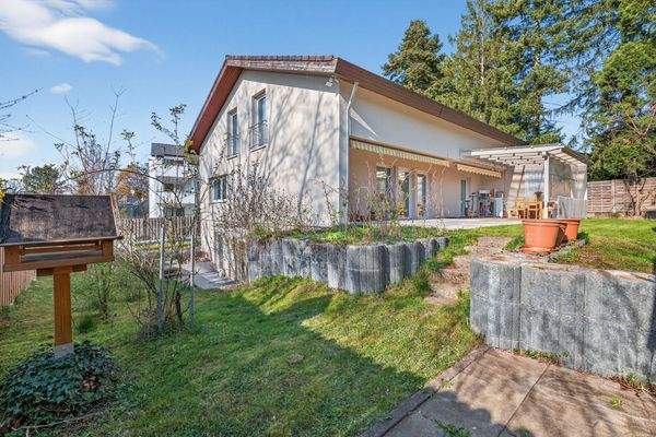 Ansicht Haus auf Terrasse
