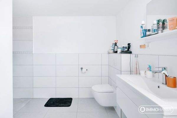 Hinterhaus EG Badezimmer