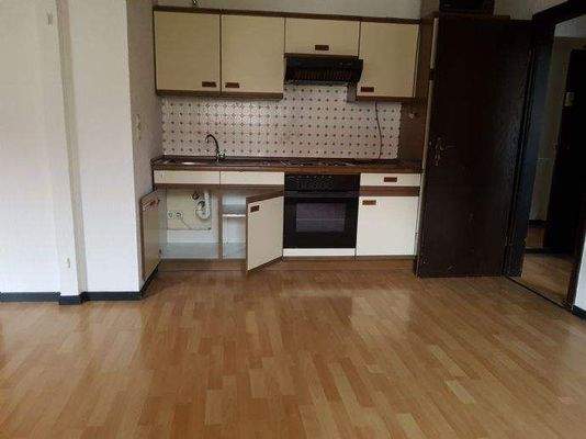 Küchenzeile inkl E-Geräte