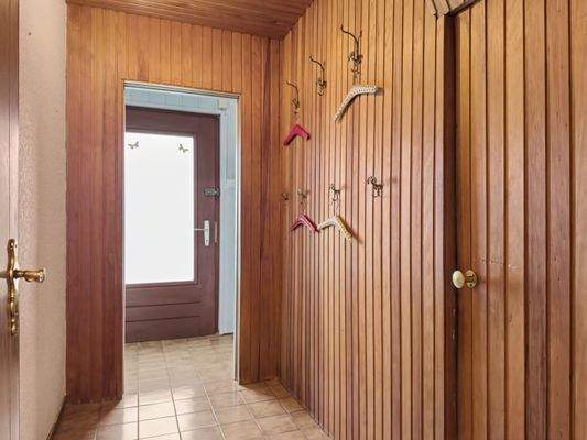 Eingangsbereich & Flur im Erdgeschoss