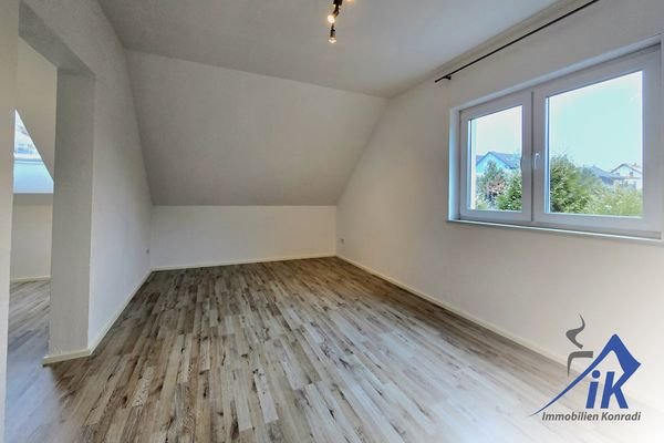 Schlafzimmer 4