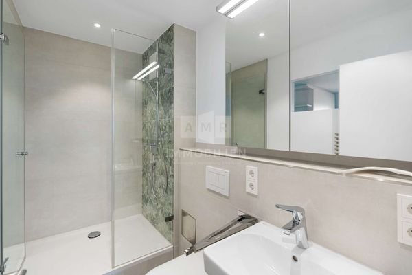 Badezimmer 2