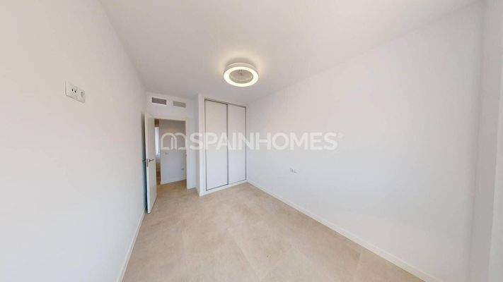 Contemporary Apartments Near Amenities in Pilar de la Horadada