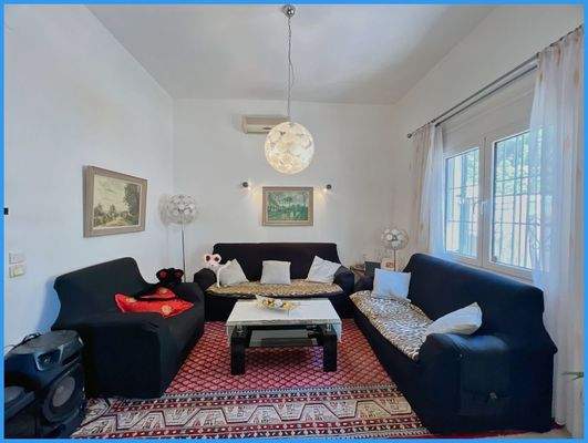 e858e076a9204e5daad5db974aad7b80-original