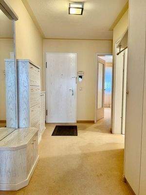 EG - Eingangsbereich - Garderobe