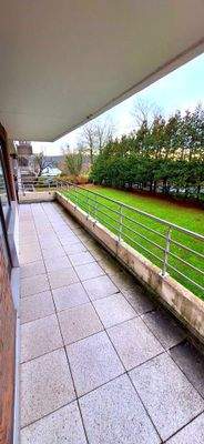 Umlaufender Balkon mit Ausblick