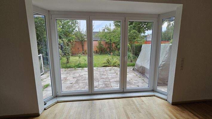 Wohnzimmer-Terrassensüdfenster