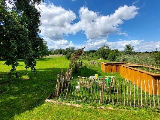 Großzügiger Garten