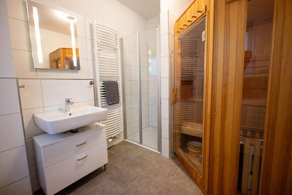Bad mit Sauna