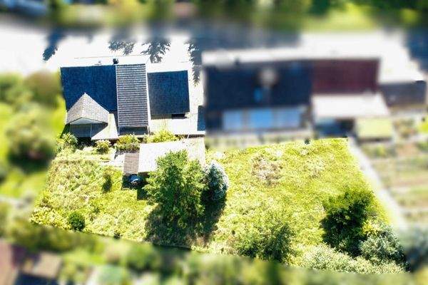 Das großzügige Grundstück aus der Vogelperspektive