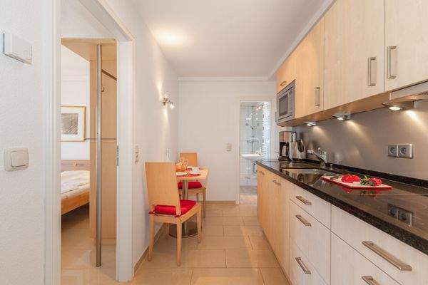 Die ausgestattete Wohnküche der zweiten Einheit 