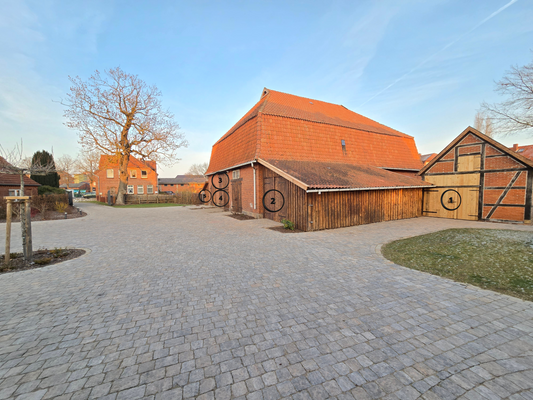 Garagen und Stellflächen nummeriert.jpg