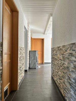 Flur im EG (Hochparterre)