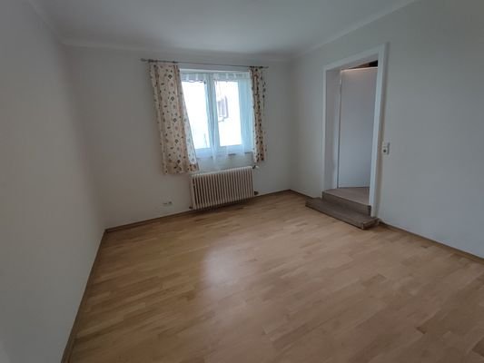 2. Zimmer im Untergeschoss 