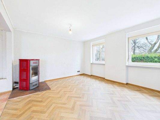 Einfamilienhaus mit Entwicklungspotenzial in Schwalbach