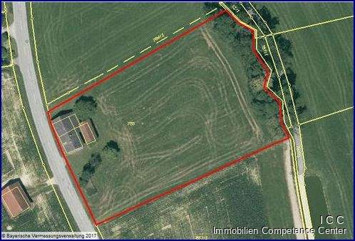 Das große Grundstück mit Haus