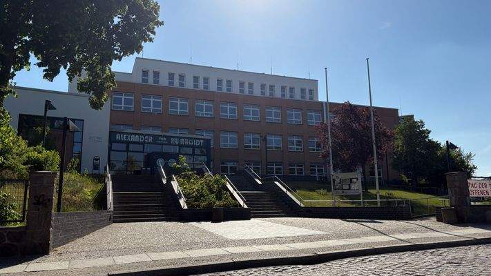 Gymnasium Eberswalde - mit dem Bus erreichbar