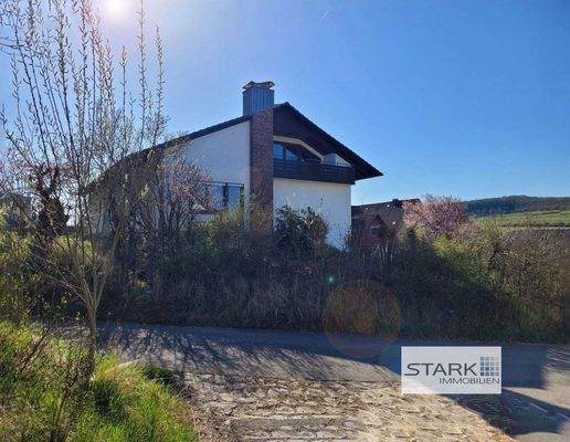 Außenansicht Balkon OG.jpg