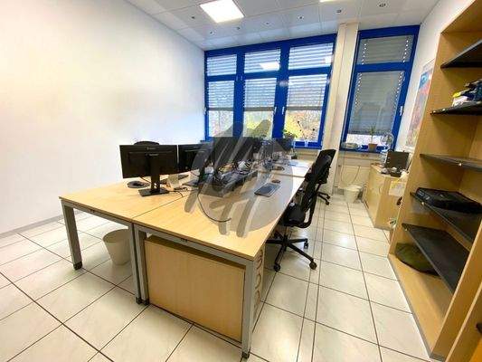 INFOS UNTER: 06171-586000