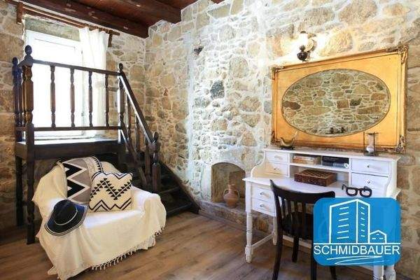 Kreta, Sivas: Traditionelles Steinhaus mit Swimmingpool