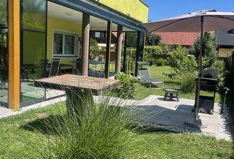 40m² Terrasse mit Schiebetüren