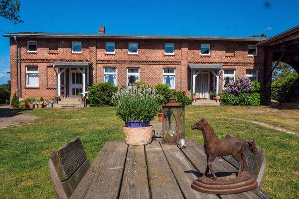 Ansicht Wohnhaus 8115.jpg