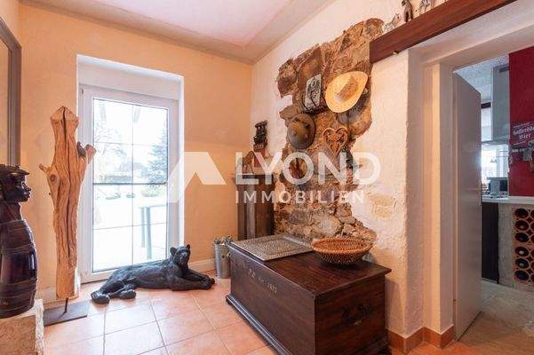 Erdgeschoss - Eingangsbereich Grundstücksseite