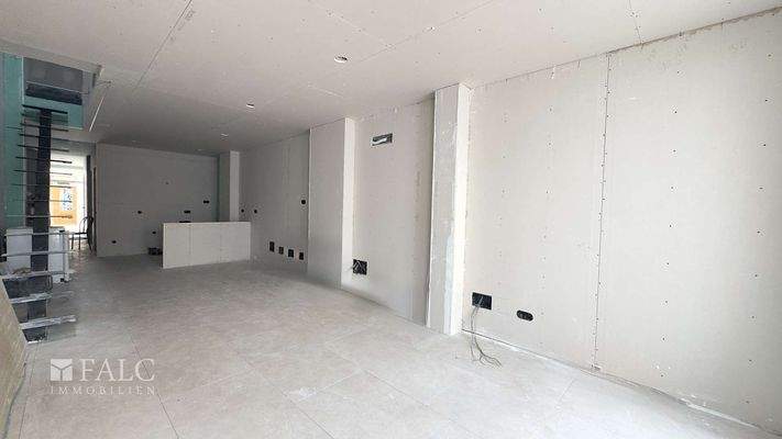 Küche und Wohnzimmer