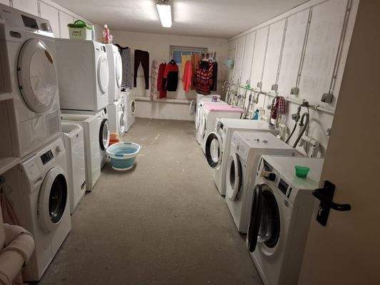 Gemeinschafts-Waschmaschinenraum