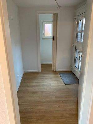 Flur zum Badezimmer/ Garten