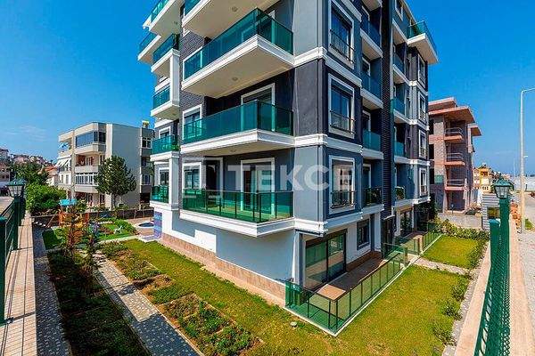 Furnished Apartment with Private Garden Area in Alanya Avsallar