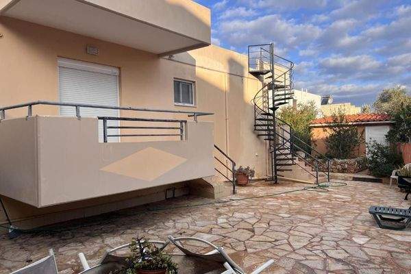 Kreta, Kalathas: Freistehendes Haus zum Verkauf in Kalathas, nur wenige Gehminuten vom Meer entfernt