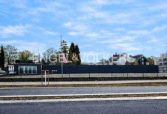 Blick von der Lindenallee aufs Grundstück