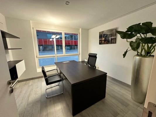 Büro - mittig