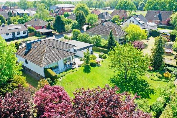 Haus- und Grundstücksansicht 