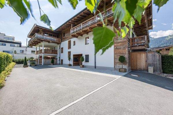 KITZIMMO-Exklusive Terrassen-Wohnung am Kitzbüheler Sonnberg - Immobilien Kitzbühel.